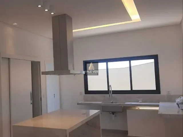 Casa com 472m² 4 quartos e 5 banheiros, à venda, no bairro Condomínio Residencial Alphaville II em São José dos Campos