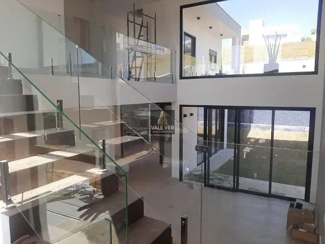 Casa com 472m² 4 quartos e 5 banheiros, à venda, no bairro Condomínio Residencial Alphaville II em São José dos Campos