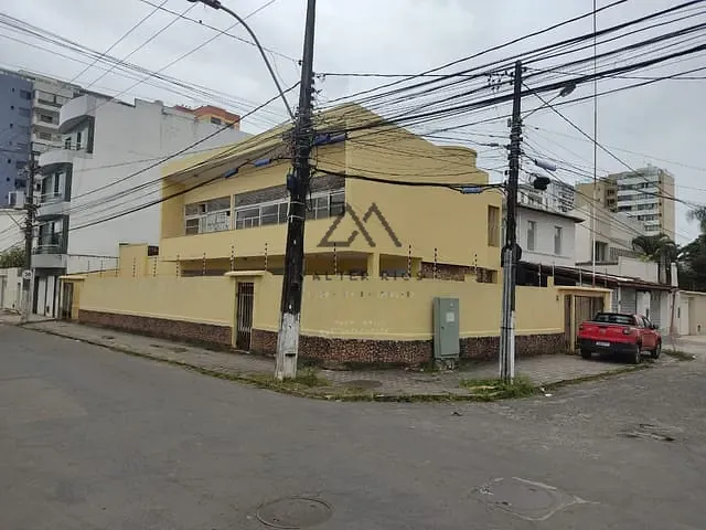 Casa à venda ou para alugar, no bairro Cidade Nova em Ilhéus