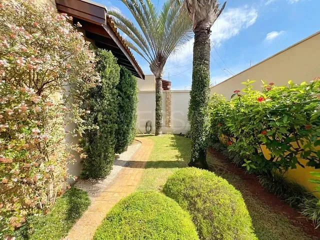 Casa com 726m² 3 quartos e 3 banheiros, à venda, no bairro Cidade Jardim em Rio Claro