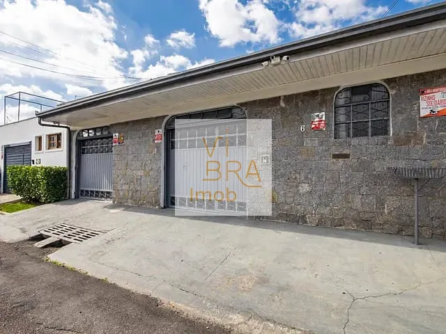 Sobrado 5 quartos e 3 banheiros, à venda, no bairro Seminário em Curitiba