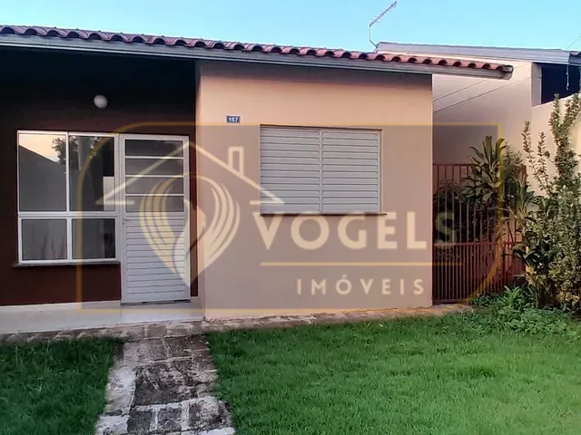 Casa 2 quartos e 1 banheiro, à venda, no bairro Residencial Van Den Broek em Holambra