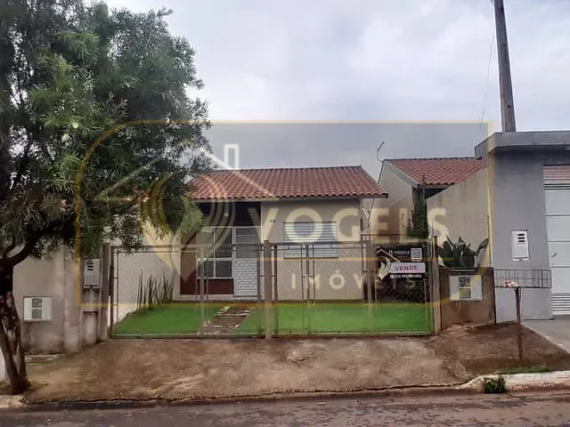 Casa 2 quartos e 1 banheiro, à venda, no bairro Residencial Van Den Broek em Holambra