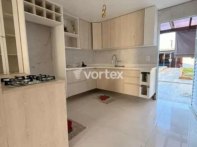 Casa 2 quartos e 1 banheiro, à venda, no bairro Jardim do Salso em Uruguaiana