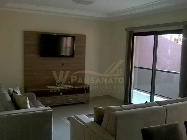 Casa com 600m² 3 quartos e 4 banheiros, à venda, no bairro Vila Esperia ou Giglio em Atibaia