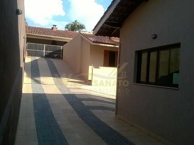 Casa com 600m² 3 quartos e 4 banheiros, à venda, no bairro Vila Esperia ou Giglio em Atibaia