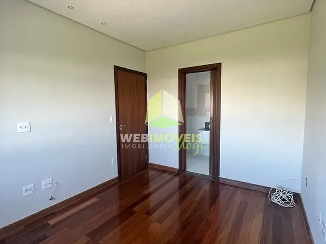Casa com 462m² 4 quartos e 6 banheiros, para alugar, no bairro Parque Residencial Itapeti em Mogi Das Cruzes