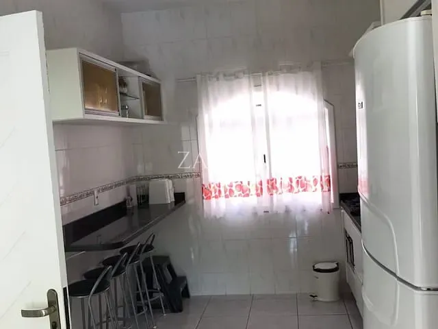 Casa com 360m² 4 quartos e 2 banheiros, à venda, no bairro Palmas em Governador Celso Ramos