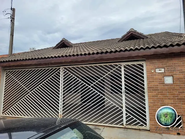 Casa 2 quartos e 3 banheiros, à venda, no bairro Wanel Ville em Sorocaba