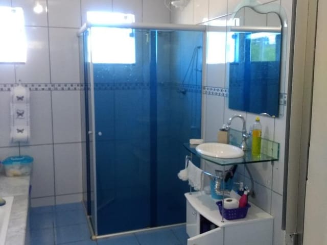 Casa com 180m² 4 quartos e 2 banheiros, à venda, no bairro Riviera Fluminense em Macaé