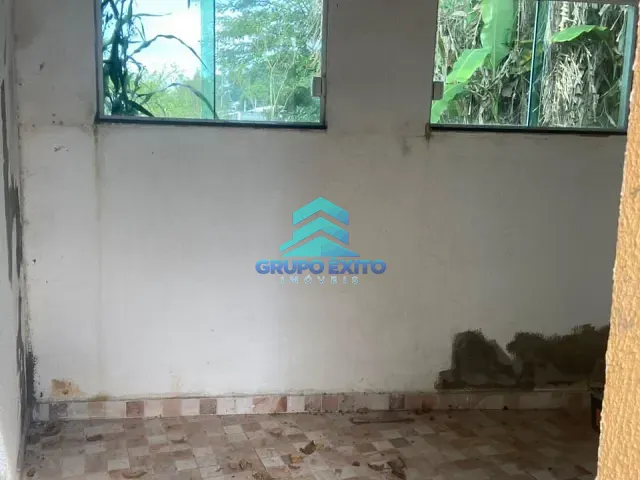 Casa 1 quarto e 1 banheiro, à venda, no bairro Conjunto Bom Pastor em Mogi das Cruzes