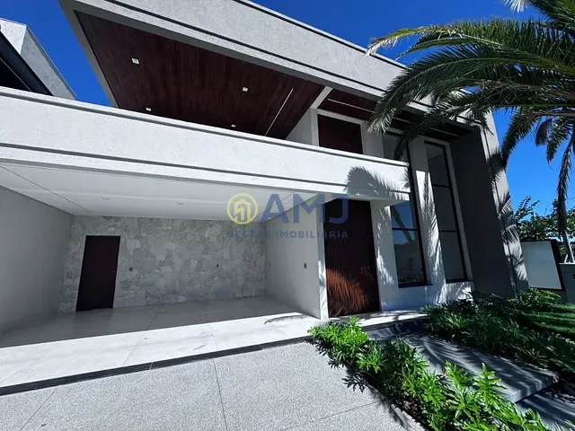 Casa com 357m² 3 quartos e 3 banheiros, à venda, no bairro Jardim Helvécia em Aparecida de Goiânia