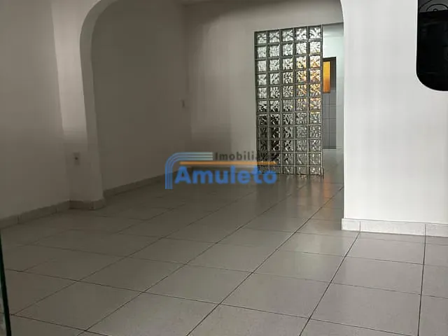 Casa 5 quartos e 2 banheiros, para alugar, no bairro Jardim São Paulo em Recife