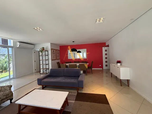 Casa com 690m² 4 quartos e 6 banheiros, para alugar, no bairro Chácara Monte Alegre em São Paulo