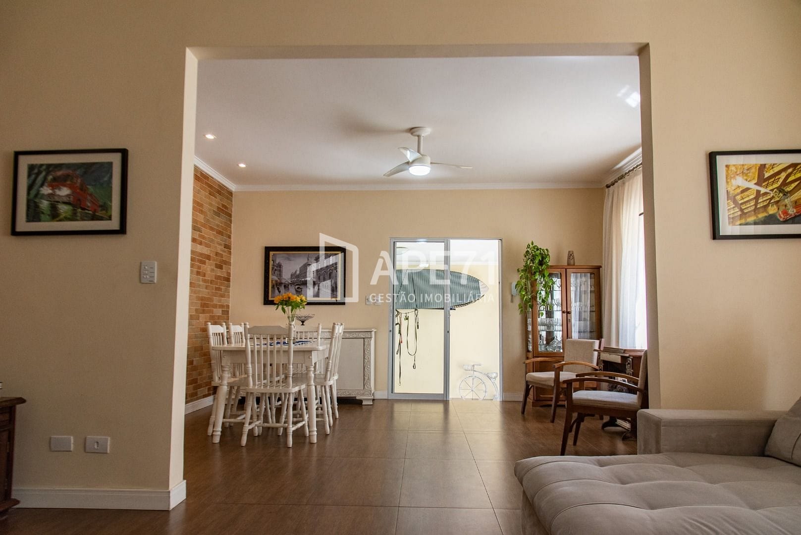 Casa à venda com 2 quartos, 120m² - Foto 8