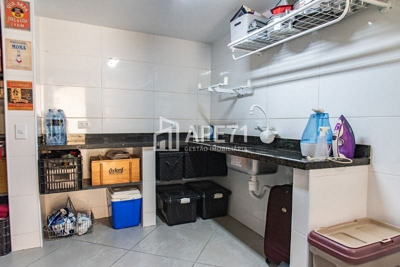 Casa à venda com 2 quartos, 120m² - Foto 24