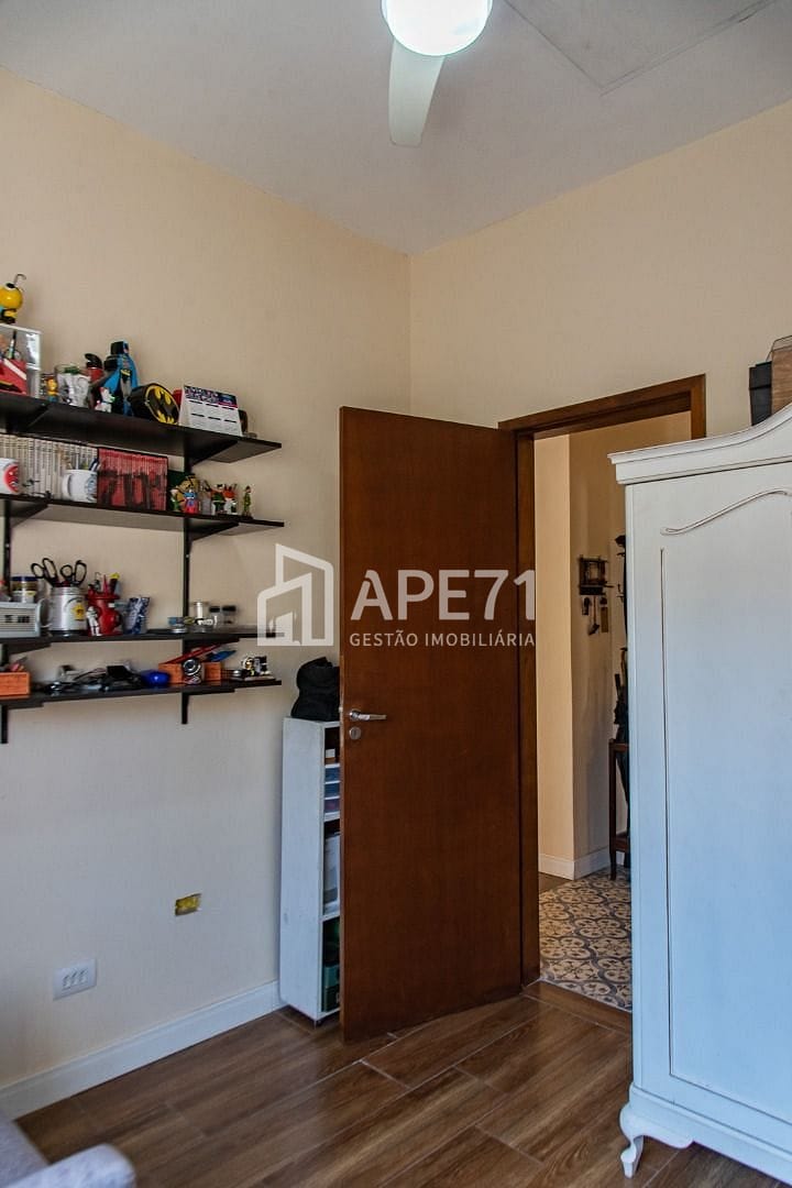 Casa à venda com 2 quartos, 120m² - Foto 17