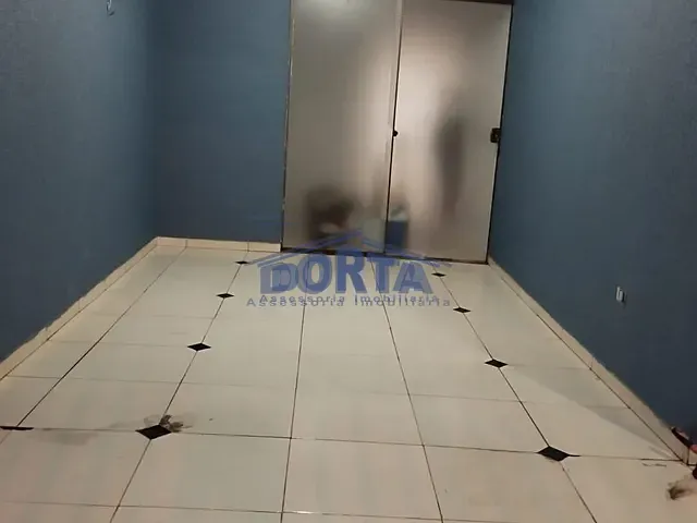 Casa 2 quartos e 1 banheiro, à venda, no bairro Curitibano IV em Foz do Iguaçu