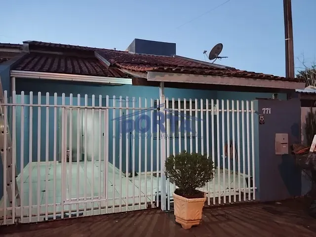 Casa 2 quartos e 1 banheiro, à venda, no bairro Curitibano IV em Foz do Iguaçu