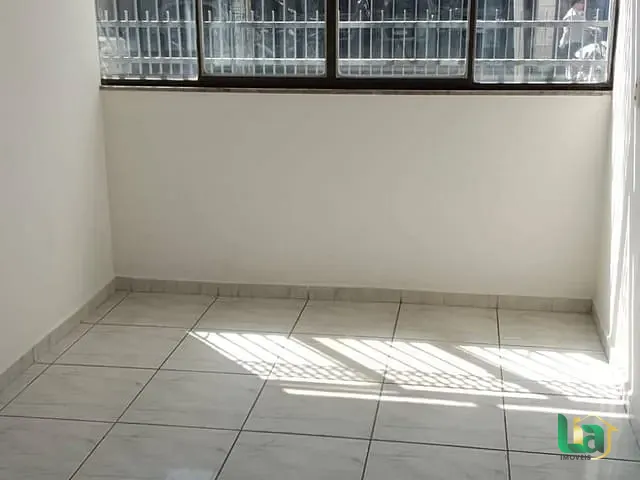 Casa para alugar, no bairro Barra em Muriaé