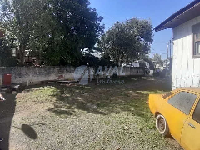 Casa 2 quartos e 1 banheiro, à venda, no bairro Sítio Cercado em Curitiba