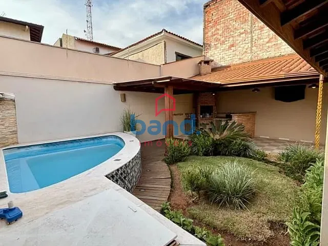 Casa com 300m² 4 quartos e 2 banheiros, à venda, no bairro Jardim Tenda em Porto Feliz
