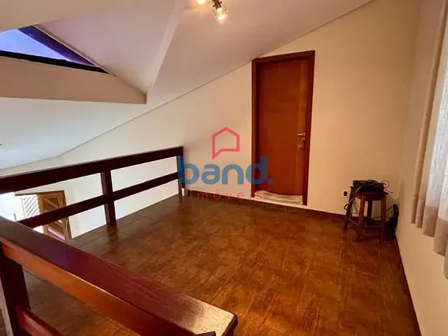 Casa com 300m² 4 quartos e 2 banheiros, à venda, no bairro Jardim Tenda em Porto Feliz