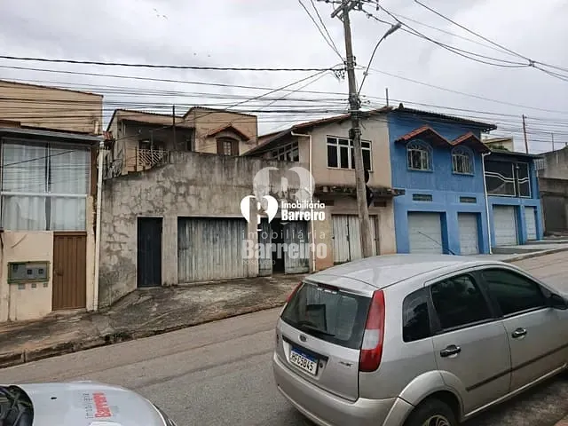 Casa com 323m² 4 quartos e 3 banheiros, à venda, no bairro Diamante (Barreiro) em Belo Horizonte