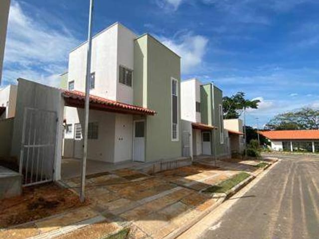 Casa 3 quartos e 2 banheiros, à venda, no bairro Pedra Mole em Teresina