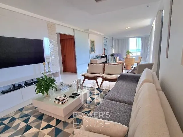 Casa 4 quartos e 3 banheiros, à venda, no bairro Marbella em Serra