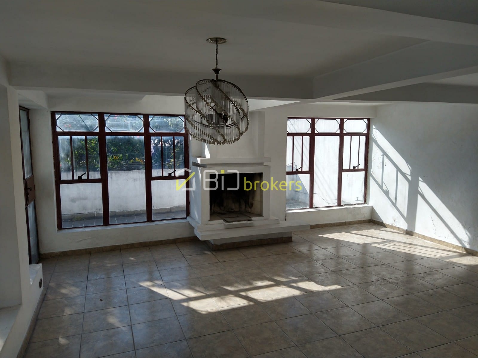 Casa, 5 quartos, 323 m² - Foto 3