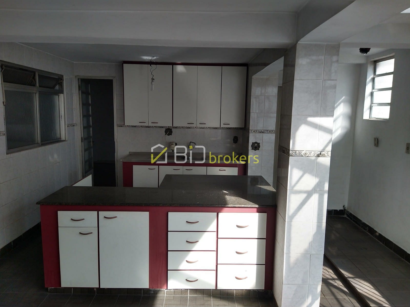 Casa, 5 quartos, 323 m² - Foto 6