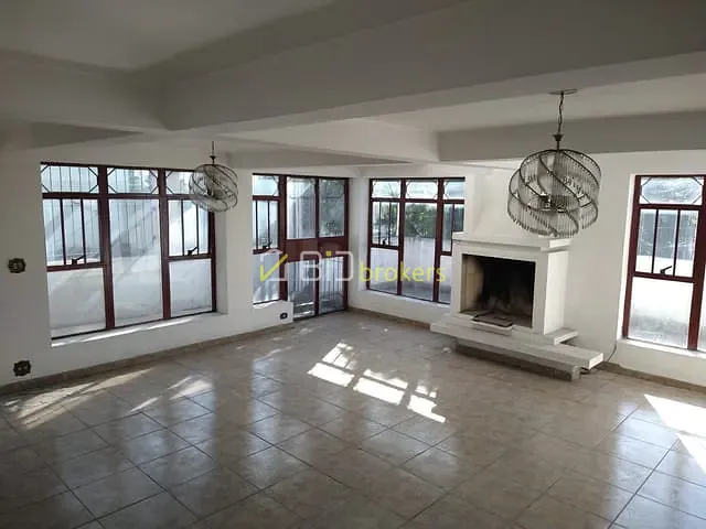 Casa com 130m² 5 quartos e 4 banheiros, à venda, no bairro Parque Continental em São Paulo