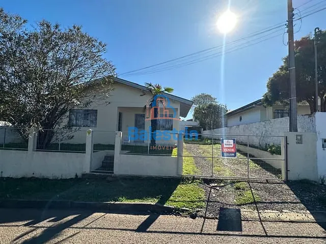Casa 4 quartos e 1 banheiro, à venda, no bairro Bairro das Nações em Fraiburgo