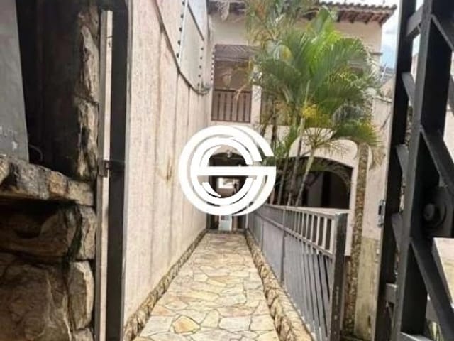 Casa 5 quartos e 5 banheiros, à venda, no bairro Vila Granada em São Paulo