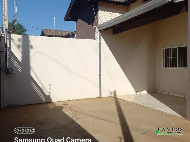 Casa 2 quartos e 2 banheiros, à venda, no bairro Parque das Mangueiras em Três Lagoas