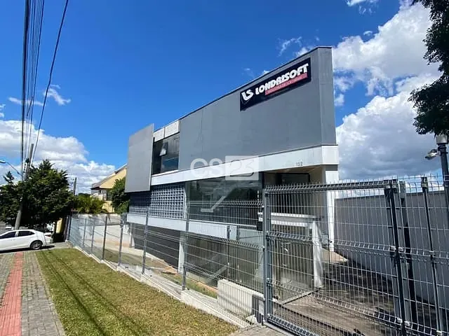 Casa à venda, no bairro Uberaba em Curitiba