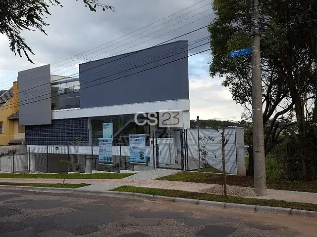 Casa à venda, no bairro Uberaba em Curitiba