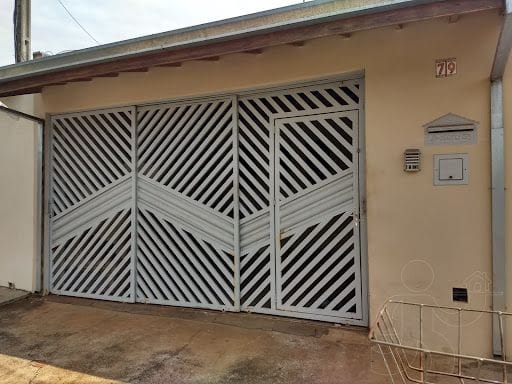 Casa com 175m² 2 quartos e 2 banheiros, à venda, no bairro Loteamento São Francisco em Piracicaba