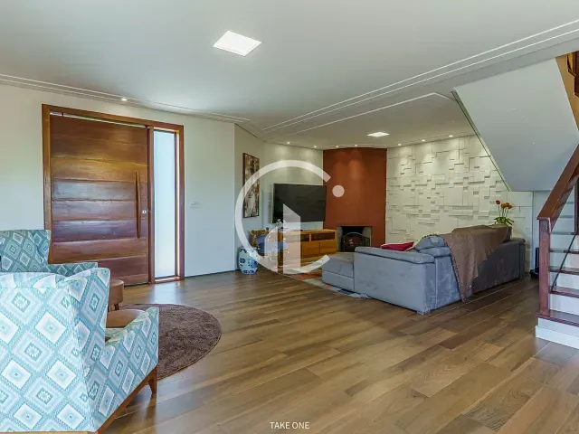 Casa 4 quartos e 6 banheiros, à venda, no bairro Marambaia em Vinhedo