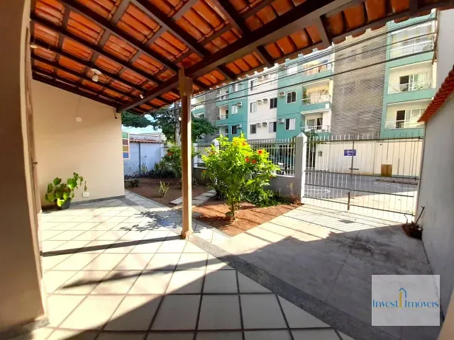 Casa com 200m² 4 quartos e 2 banheiros, à venda, no bairro Jardim Camburi em Vitória