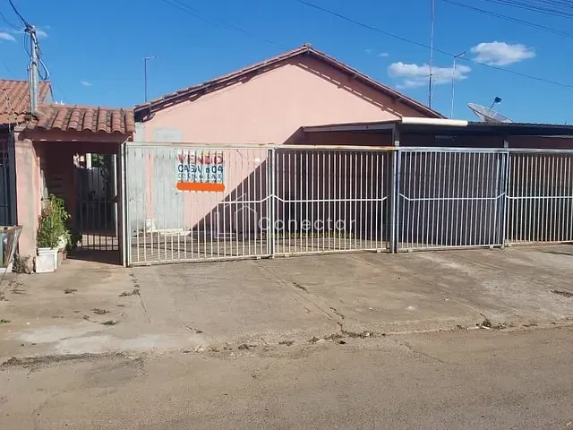 Casa 2 quartos e 1 banheiro, à venda, no bairro Parque Esplanada V em Valparaíso de Goiás