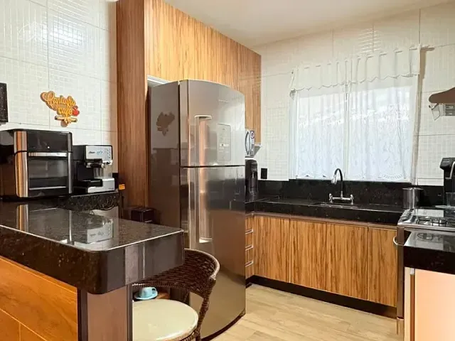 Casa 3 quartos e 2 banheiros, à venda, no bairro Jardim Residencial e Comercial Alto dos Laranjais em Limeira