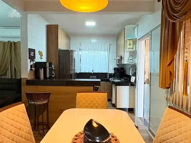 Casa 3 quartos e 2 banheiros, à venda, no bairro Jardim Residencial e Comercial Alto dos Laranjais em Limeira