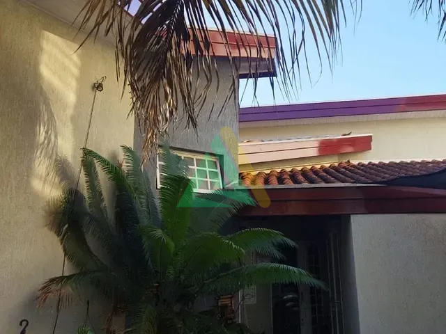 Casa com 200m² 2 quartos e 3 banheiros, à venda, no bairro Parque dos Eucaliptos em Mogi Guaçu