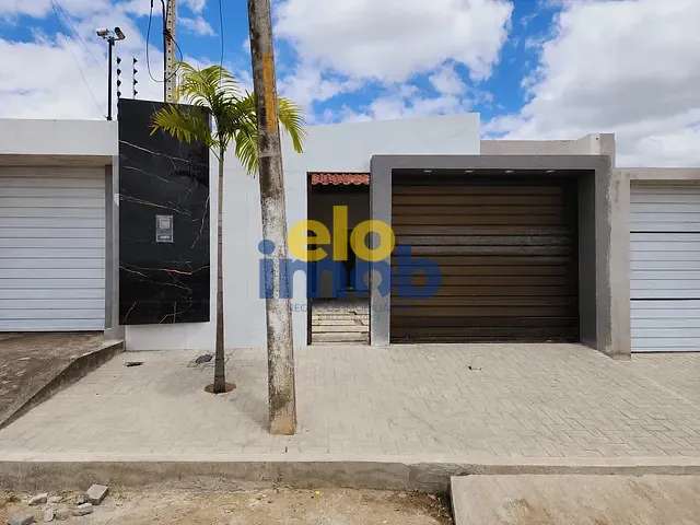 Casa com 105m² 3 quartos e 2 banheiros, à venda, no bairro Luiz Gonzaga em Caruaru