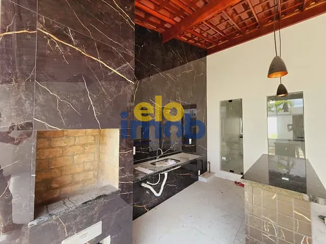 Casa com 105m² 3 quartos e 2 banheiros, à venda, no bairro Luiz Gonzaga em Caruaru