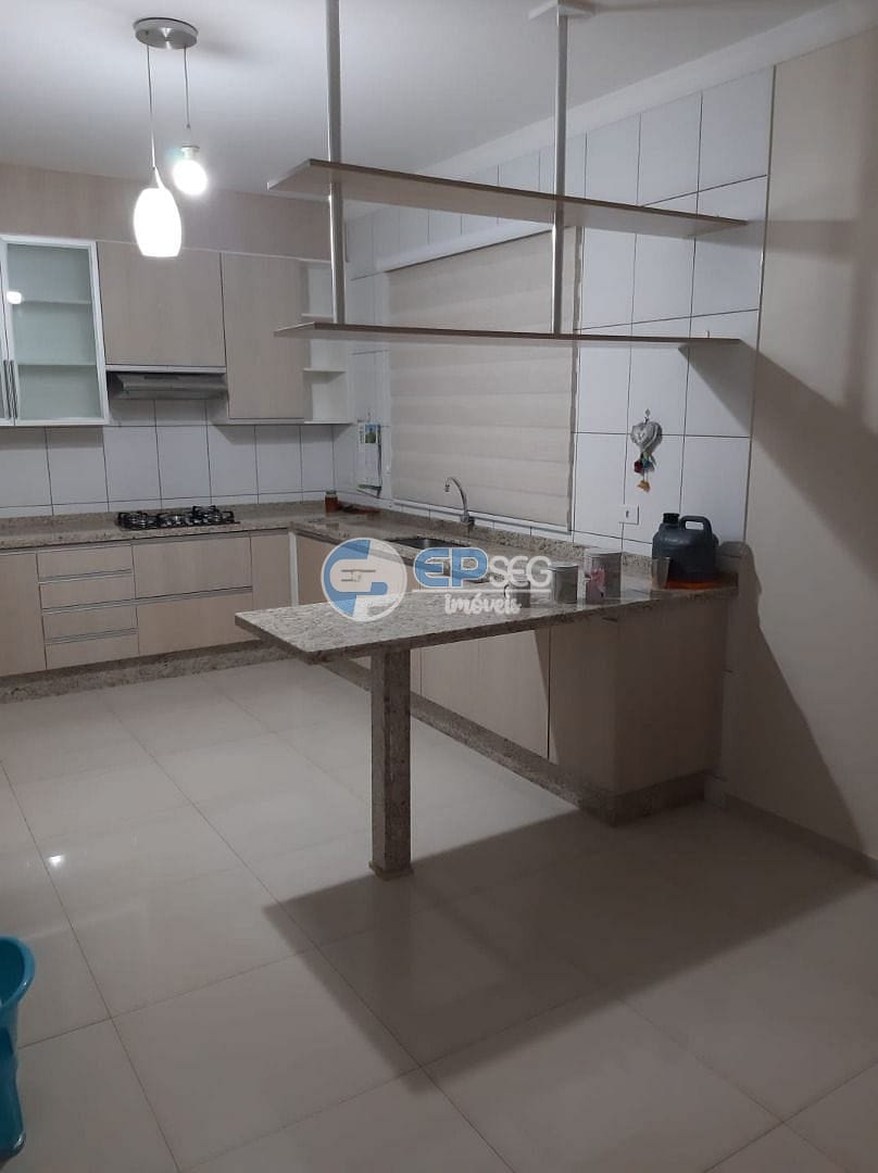 Casa, 3 quartos, 200 m² - Foto 6