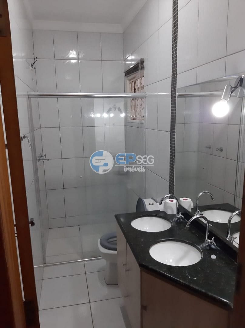 Casa, 3 quartos, 200 m² - Foto 2