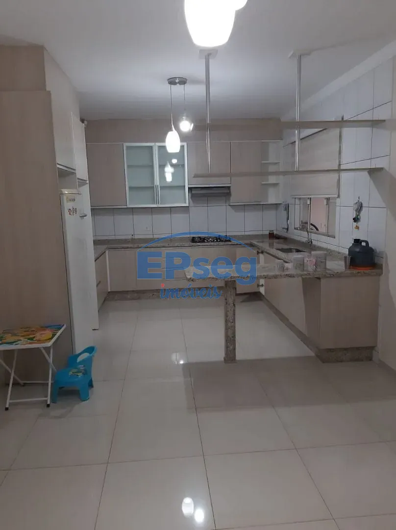Casa, 3 quartos, 200 m² - Foto 19